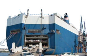 Pengiriman Mobil via Kapal Roro